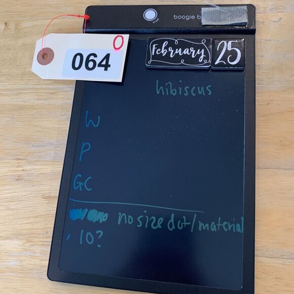 Lululemon Top Womens 6/8 Hibiscus Cardio Squad II Tank Low Cut Sides Sleeveless - Picture 8 of 9